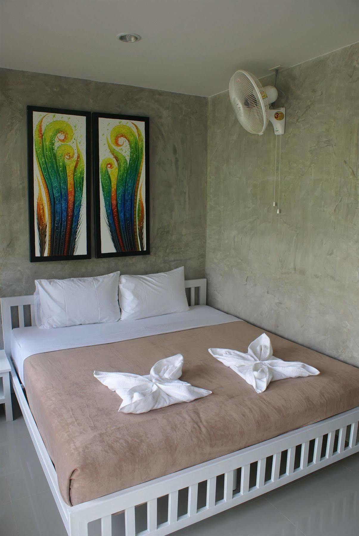 Ban'S Avenue Guesthouse Koh Tao Exteriör bild